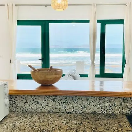 Famara Frontsea House Apartment Exterior photo