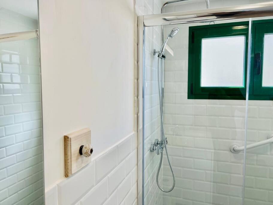 Apartment Frontsea House Famara